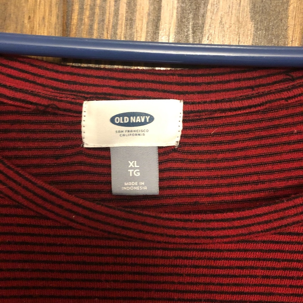 Old Navy high low top